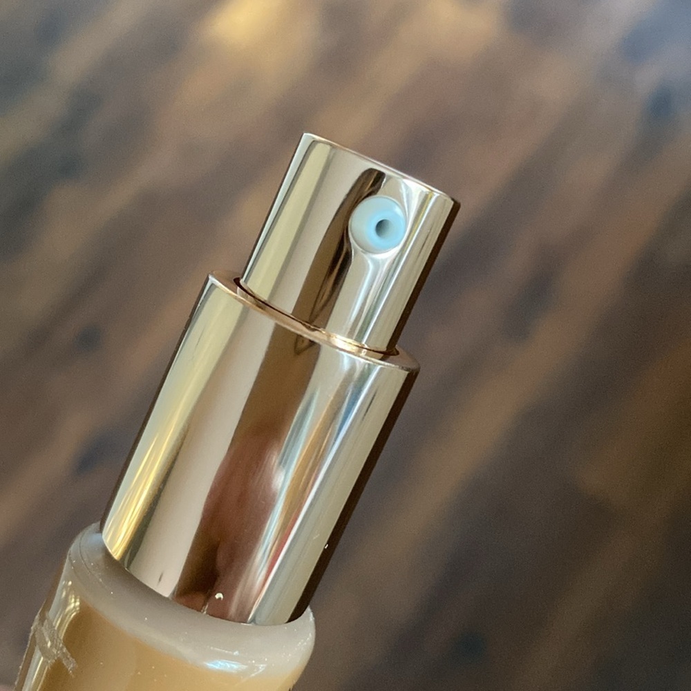 Charlotte Tilbury Make up Beautiful Skin Foundation Shade 11 Neutral - Picture 5 of 8